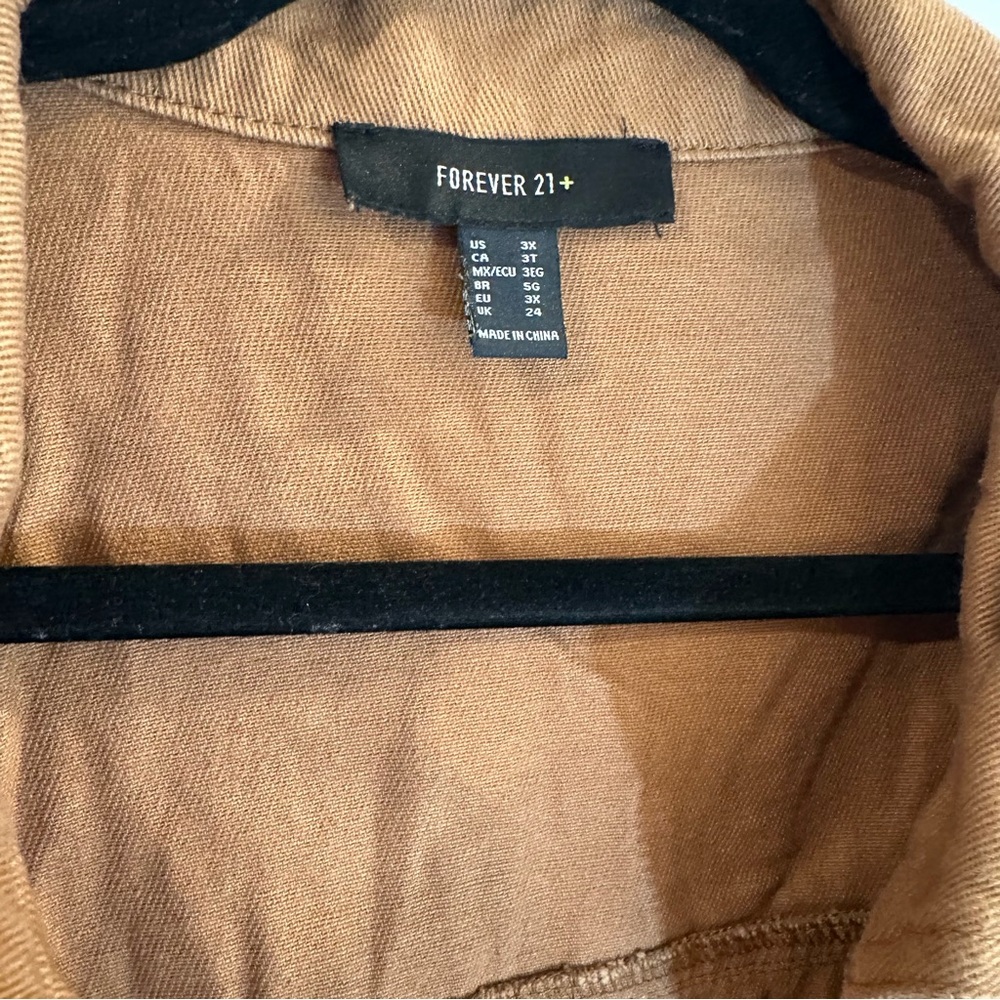 Forever 21 Plus Cropped Jacket in Tan Canvas - Picture 10 of 12